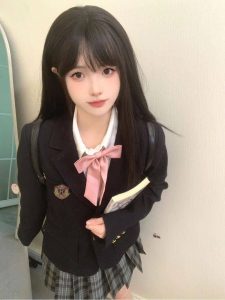 🌸 柔らかいバストにきれいな鎖骨