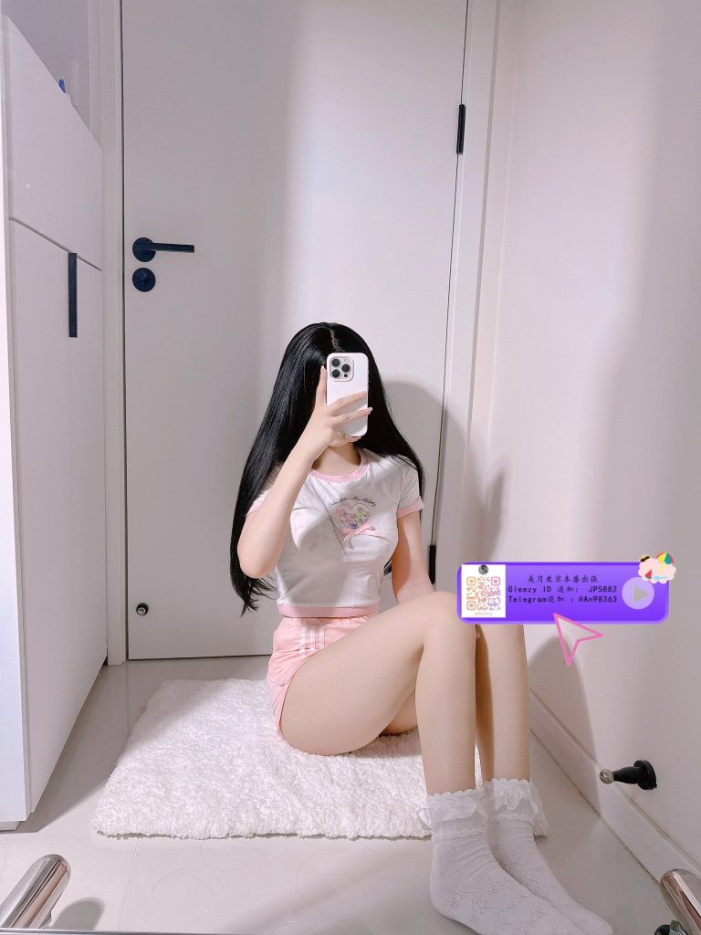 8-8-768x1024 天然系女子 × 色気たっぷり
