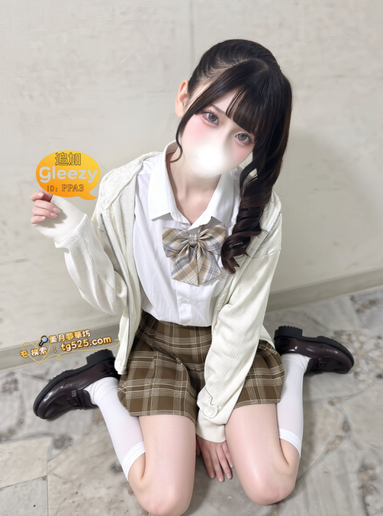 qq-3-761x1024 東京 番号:16-689 小柄で甘く美しい魅惑的な女性